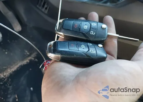 2016 Ford Fusion Se z USA, uszkodzony, nr VIN 3FA6P0H77GR117159